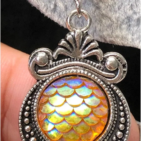 💜✨Tibetan silver earrings with mermaid scale “beads”stones? Very pretty… - Picture 6 of 7